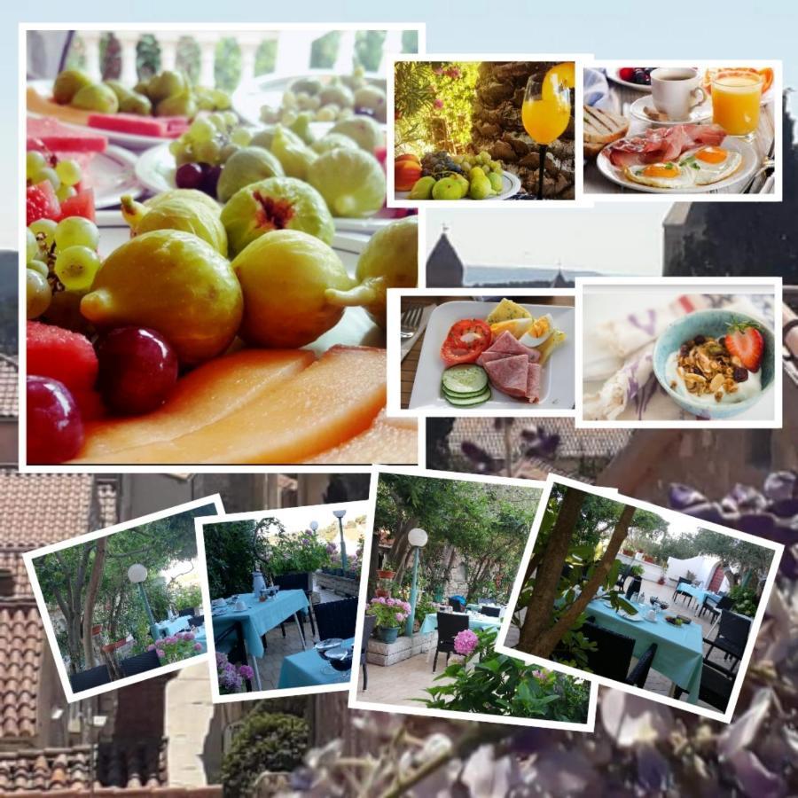 Riviera Rooms And Apartments Palit Екстериор снимка