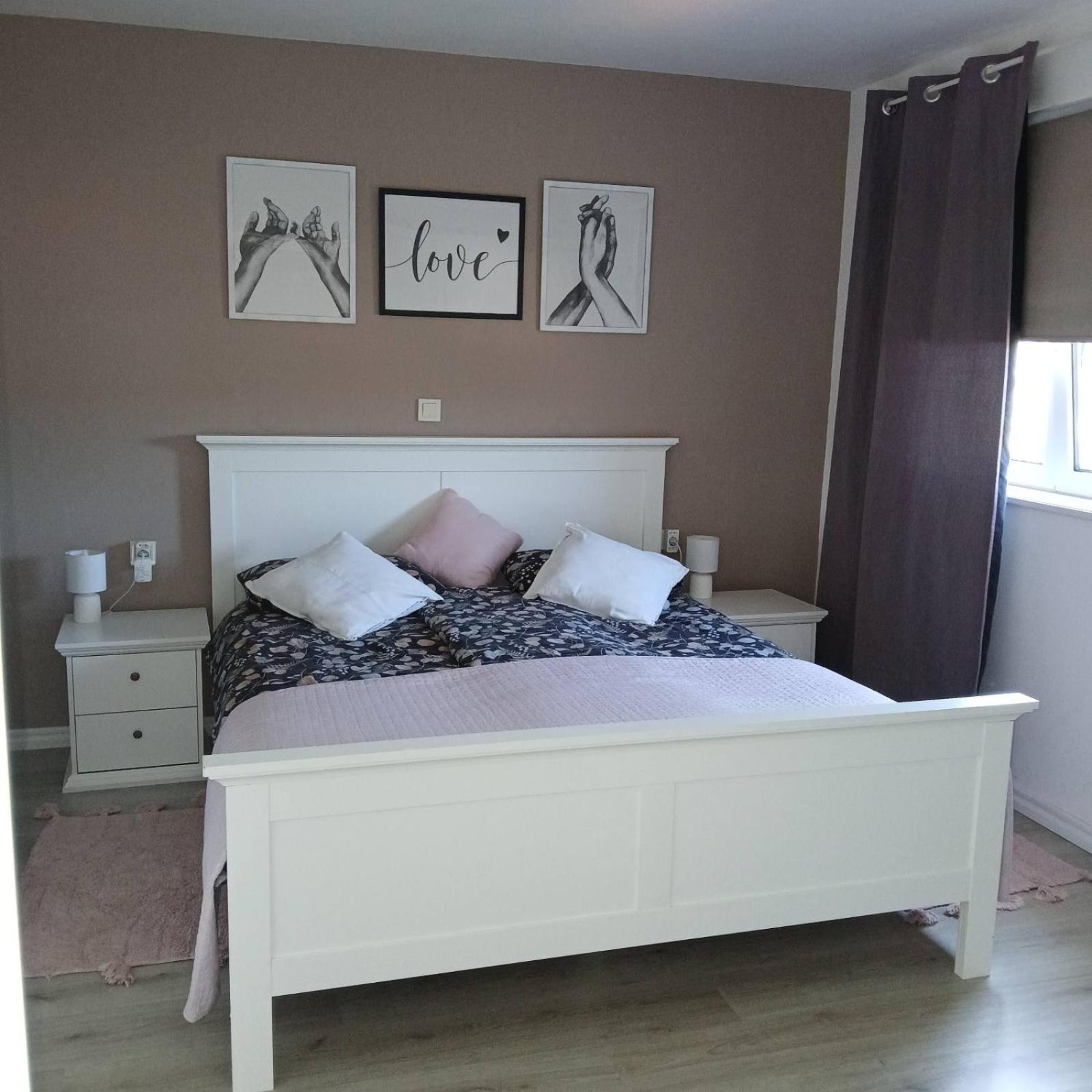 Riviera Rooms And Apartments Palit Екстериор снимка